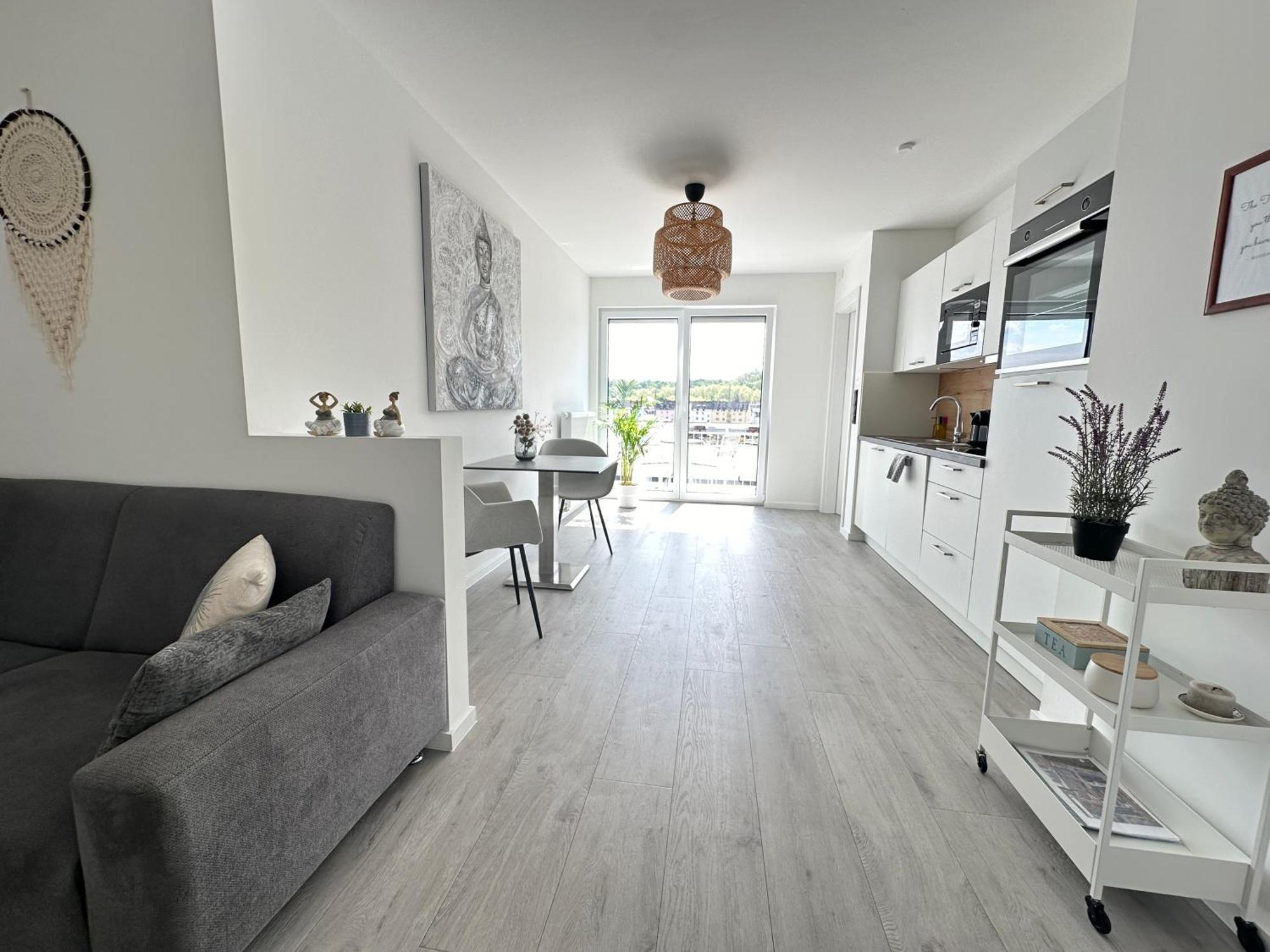 Buddha - Stadtnah, Balkon, Parkplatz, E-ladestation Fuer Autos & Fahrraeder, Fitnessstudio